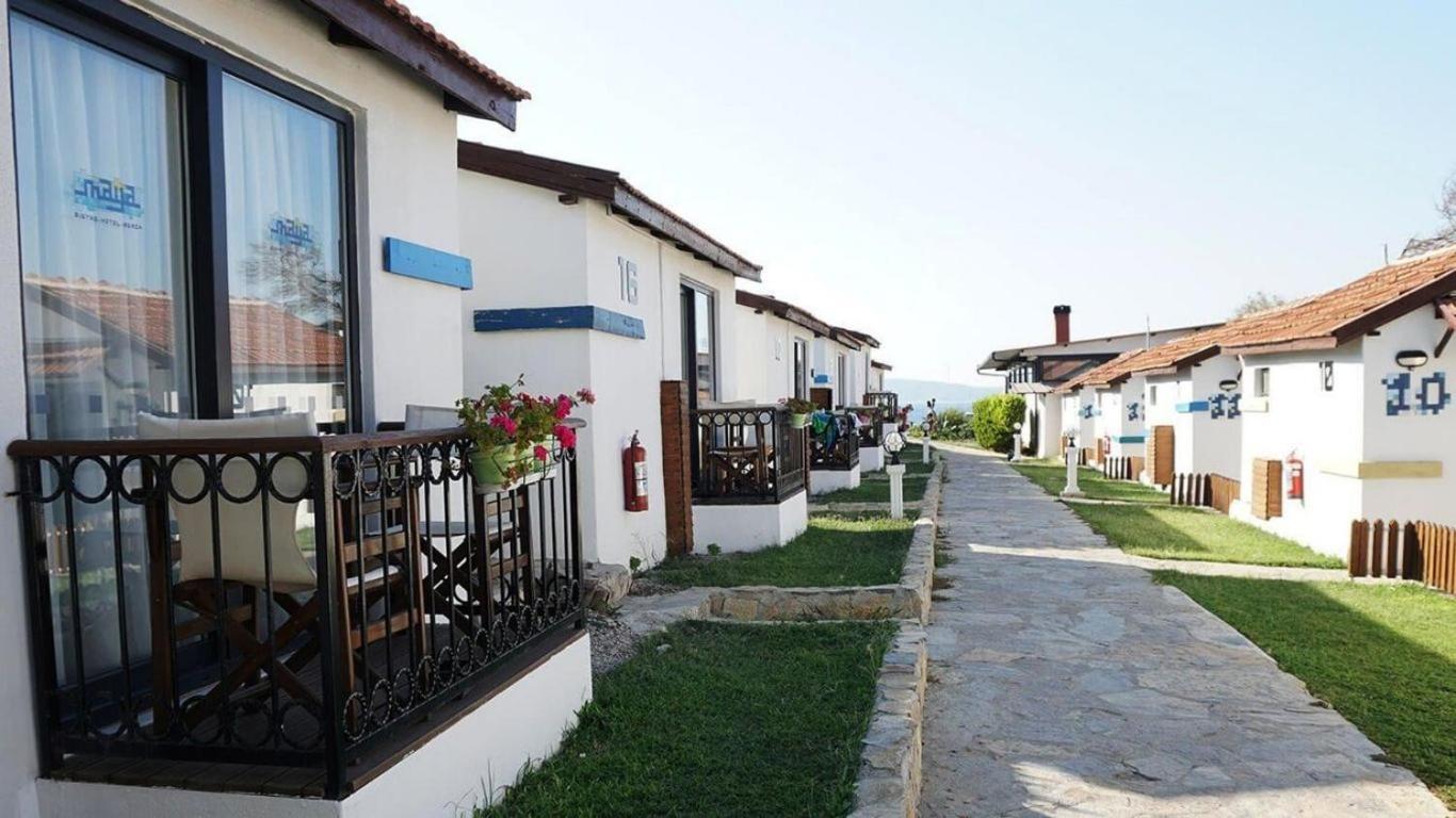 Maya Bistro Hotel & Beach Siğacık Екстериор снимка