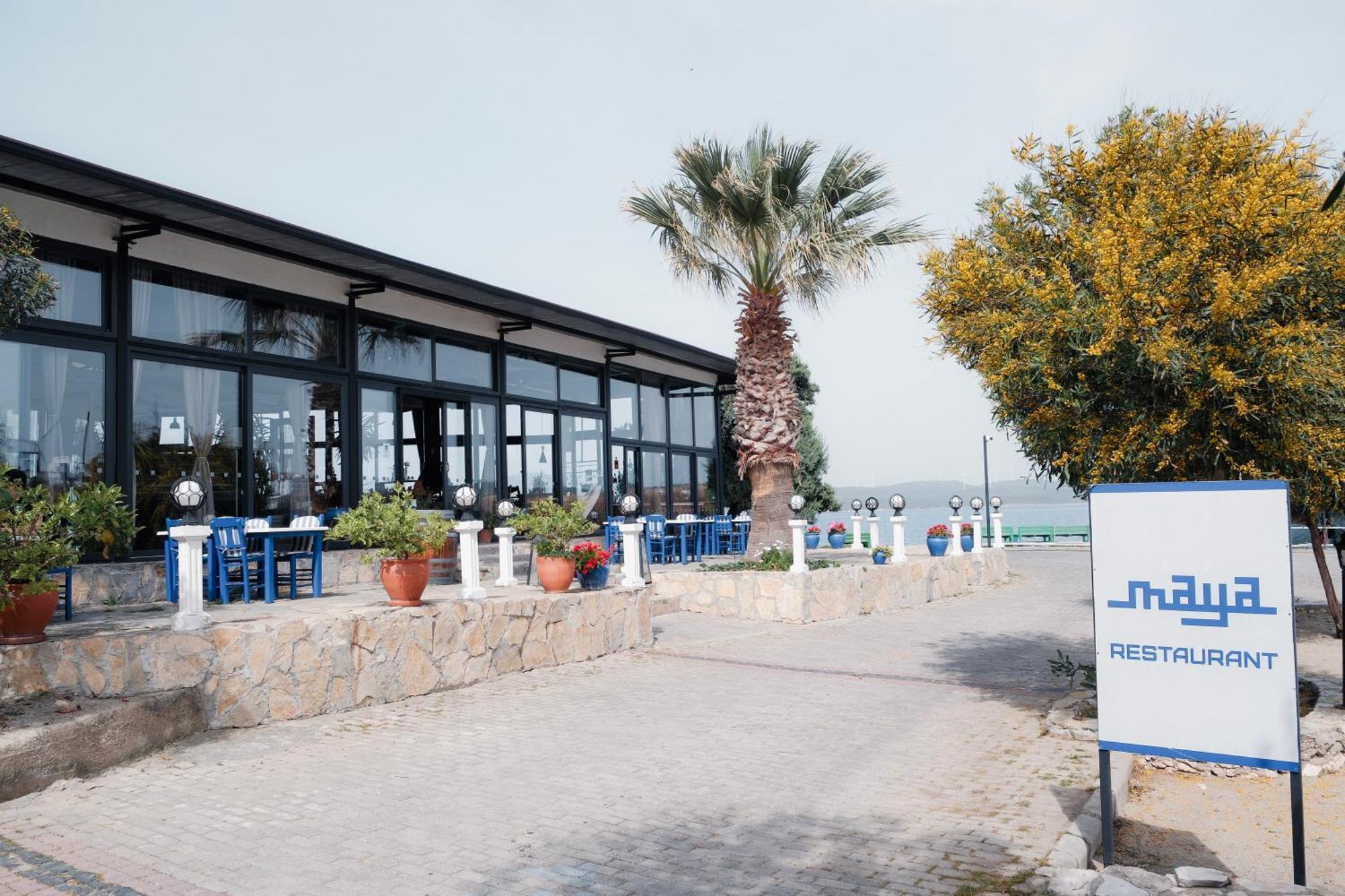 Maya Bistro Hotel & Beach Siğacık Екстериор снимка