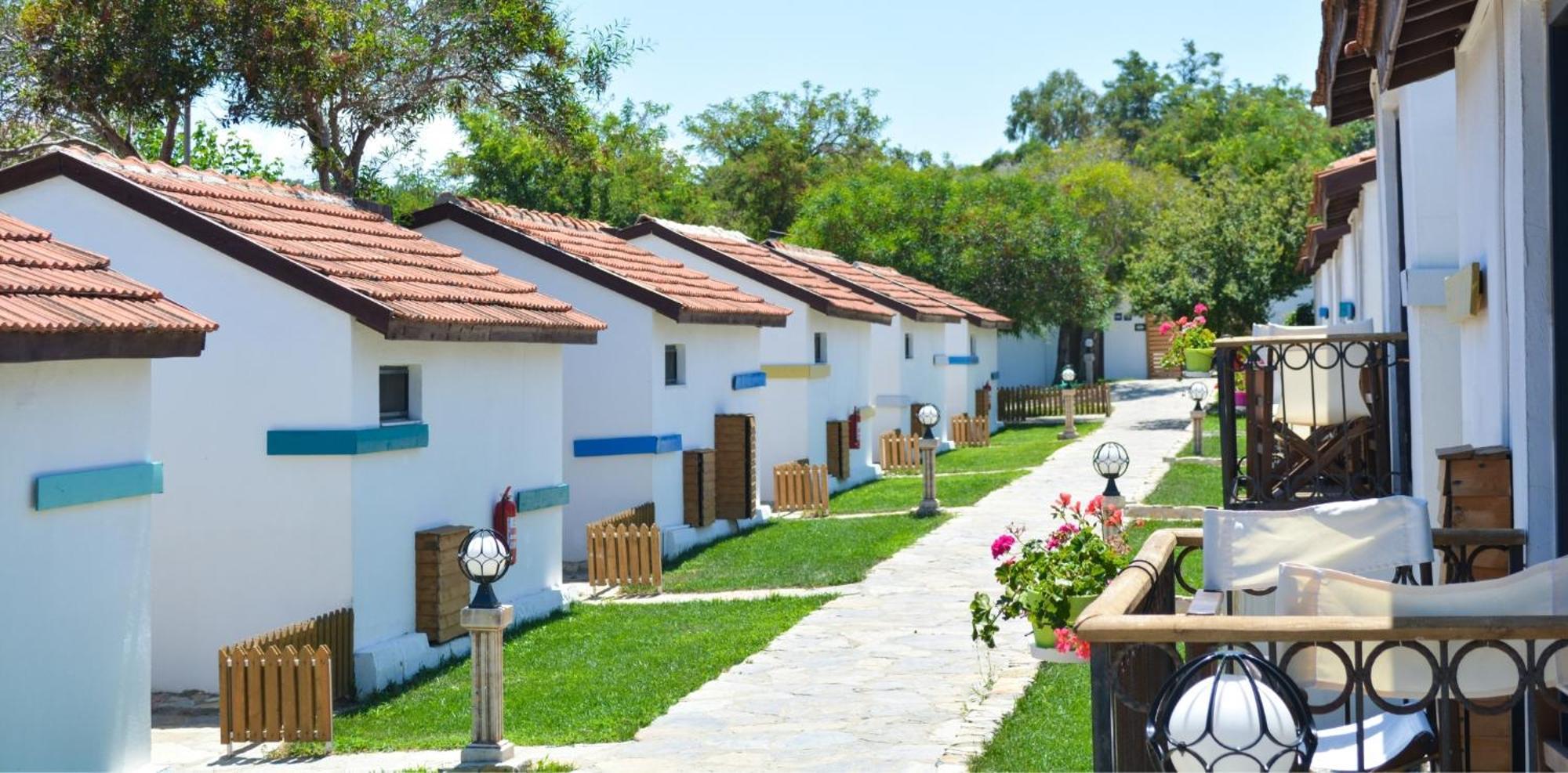 Maya Bistro Hotel & Beach Siğacık Екстериор снимка