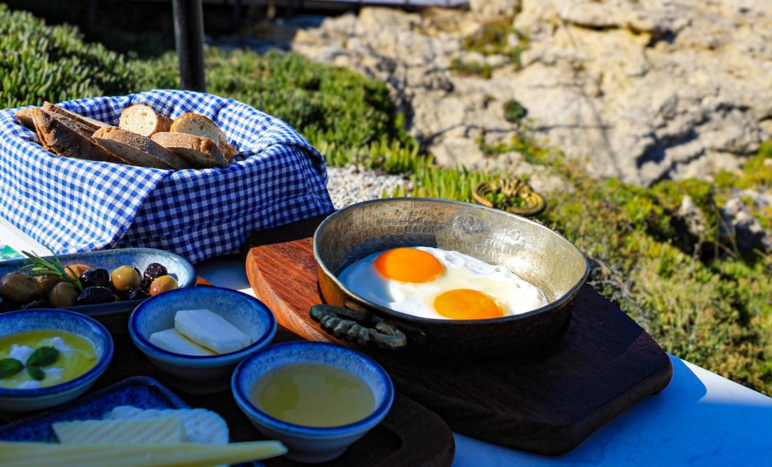 Maya Bistro Hotel & Beach Siğacık Екстериор снимка
