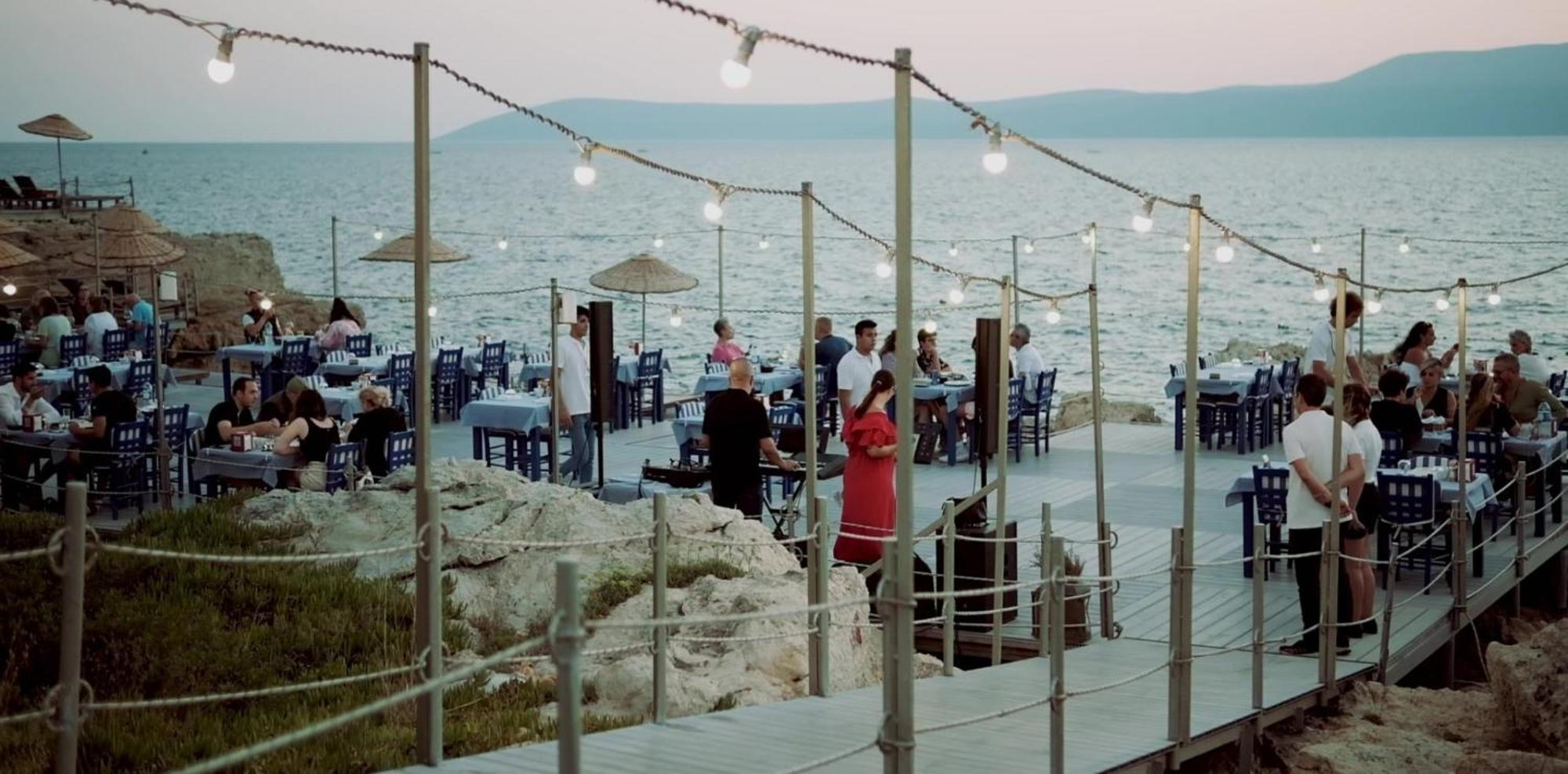 Maya Bistro Hotel & Beach Siğacık Екстериор снимка