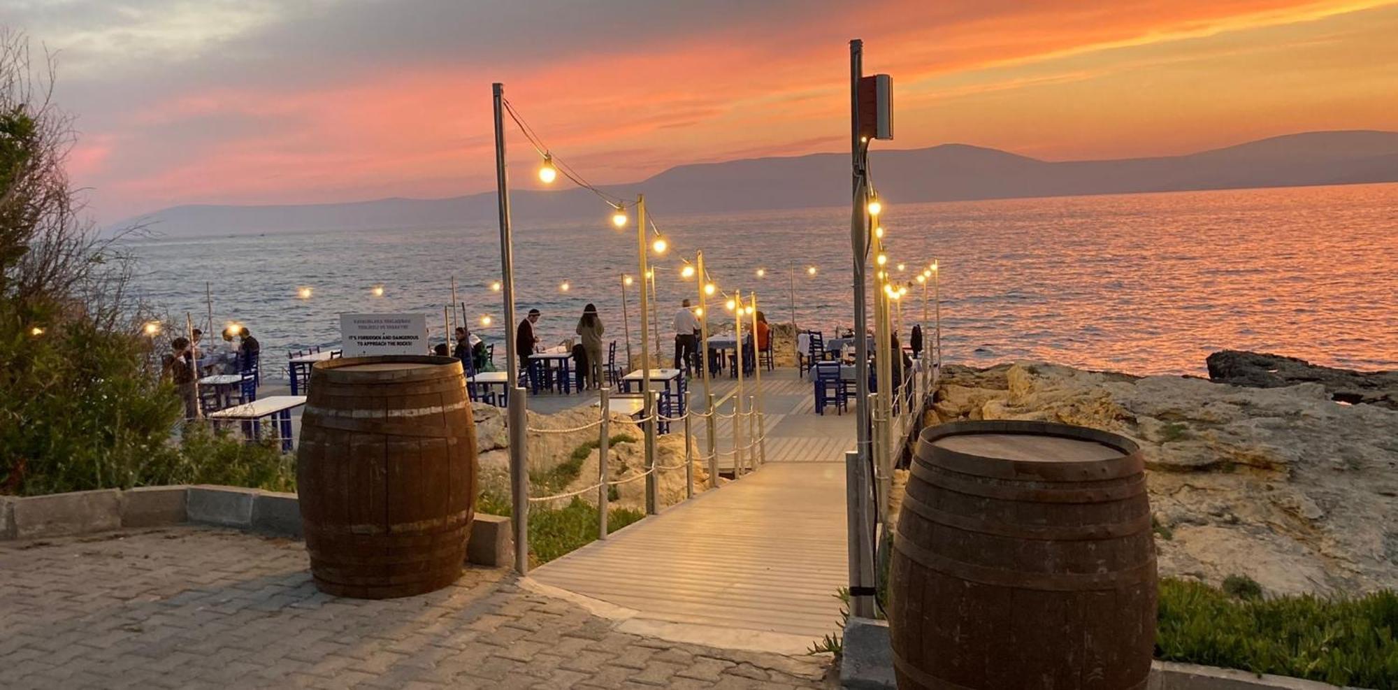 Maya Bistro Hotel & Beach Siğacık Екстериор снимка