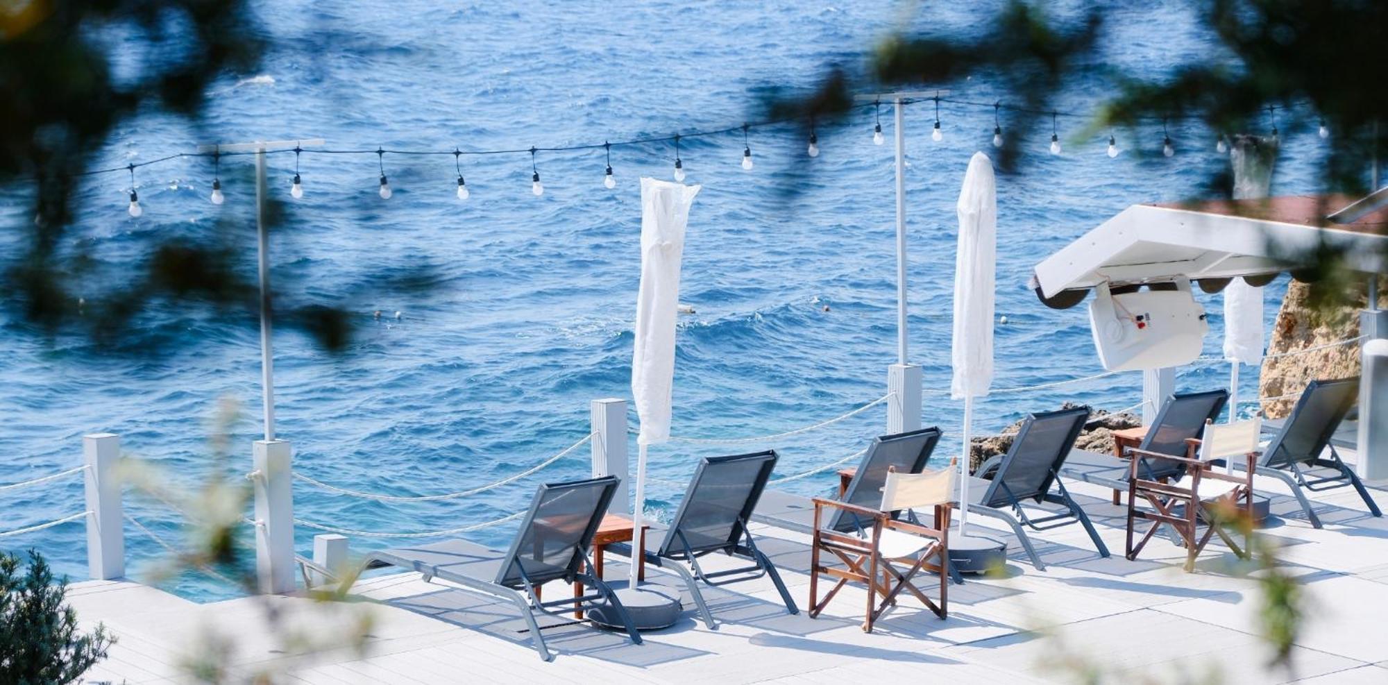 Maya Bistro Hotel & Beach Siğacık Екстериор снимка
