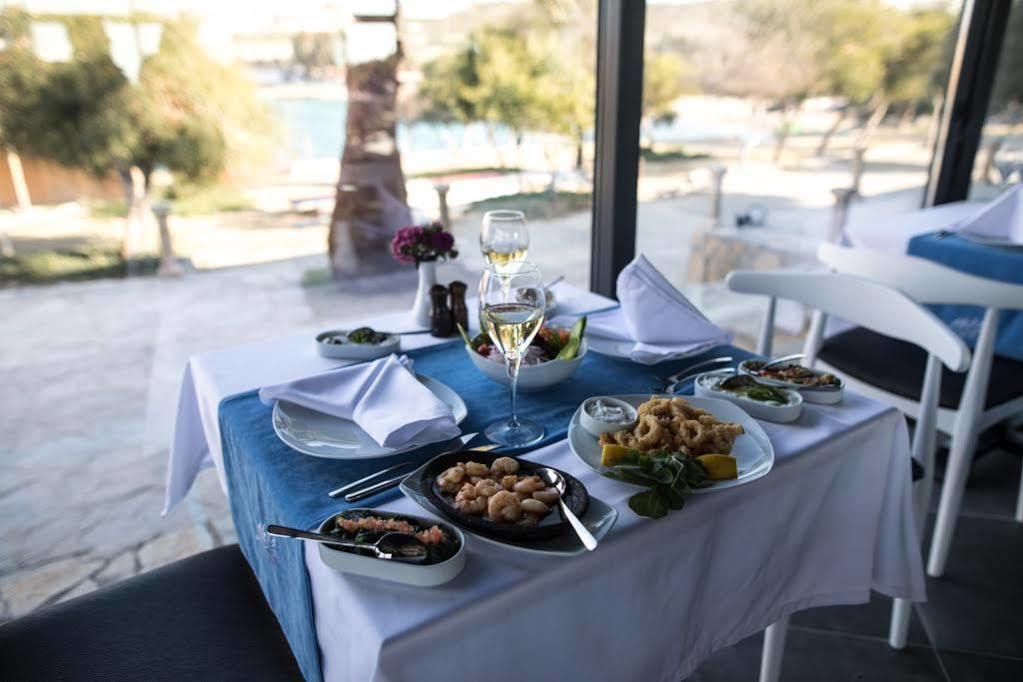 Maya Bistro Hotel & Beach Siğacık Екстериор снимка